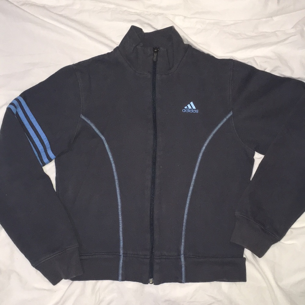 Adidas Boy’s Jacket.  Size 5.  Adidas 3 stripes on the right sleeve.